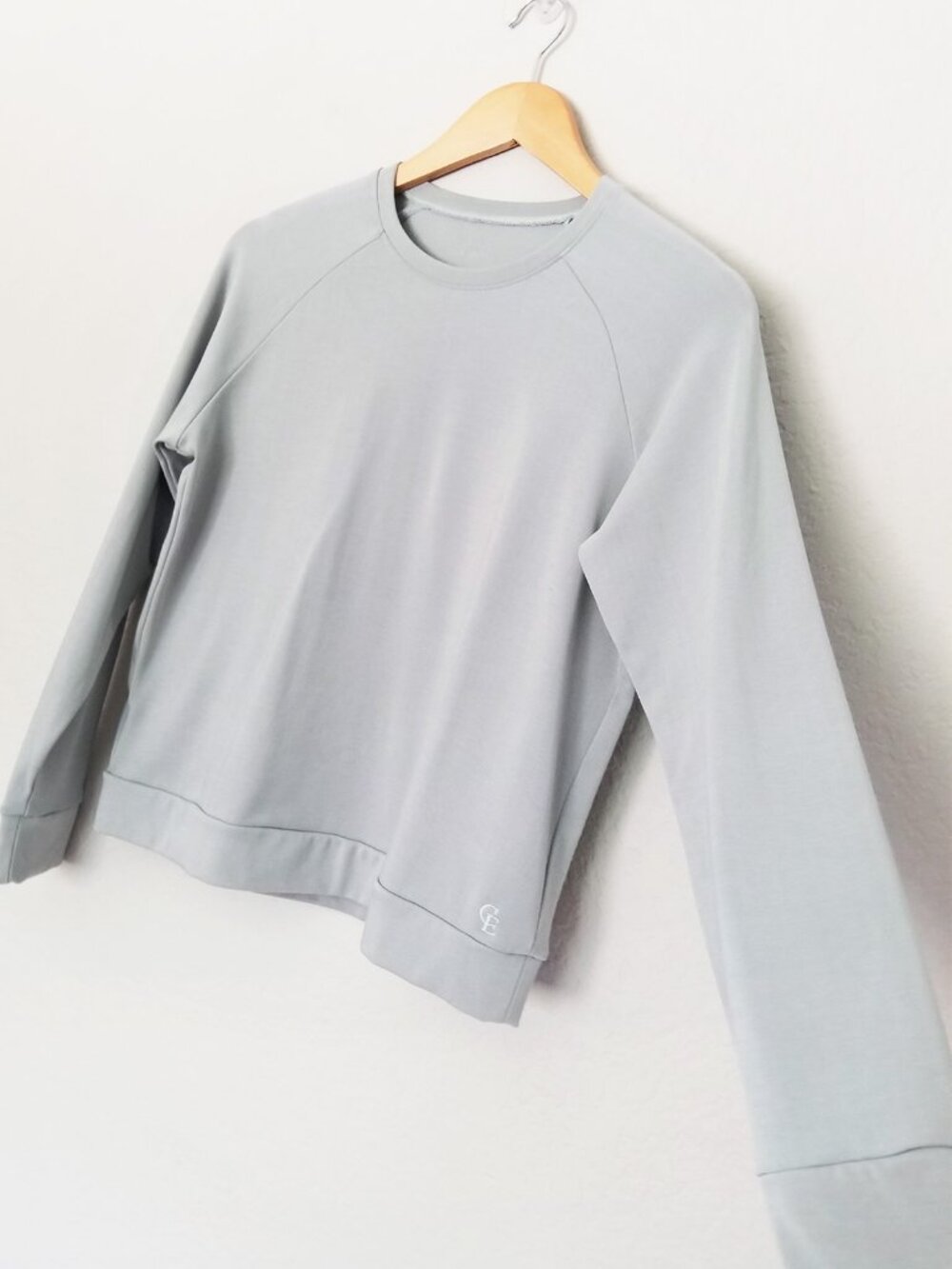 Cozy Earth Brushed Bamboo Pullover Crew Women's S Dawn Blue Gray Lounge SOFT $78 - Picture 6 of 14